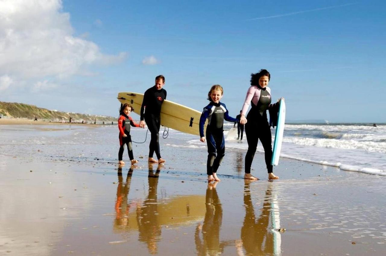 Flat-C, 4 Adults, 20 Mins To Beach, Netflix, Wifi, Sleeps 4 Adults بورنماوث المظهر الخارجي الصورة